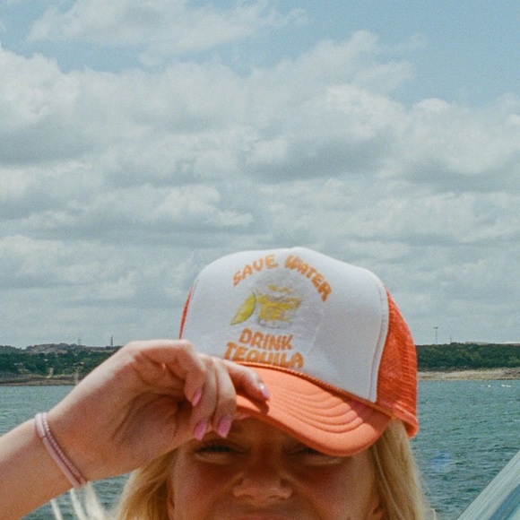 lilykuenast
